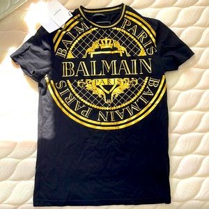 Brand new Balmain limited edition t-shirt. Size XS